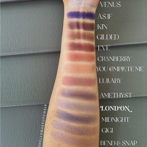 Seint Eyeshadow SWATCHES FOR REFERENCE - Picture 7 of 8